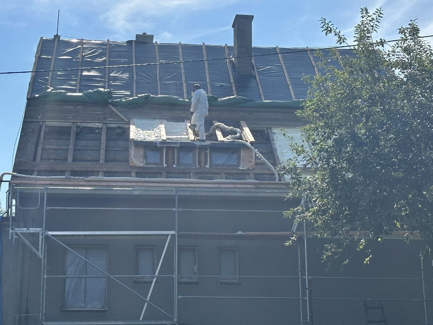 Zateplení střech a podkroví PUR pěnou – fotografie 4